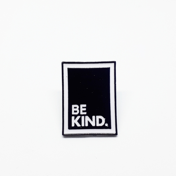 Be Kind. Enamel pin - Picture 1 of 2